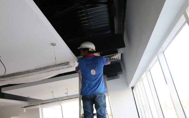 ac-contractor-and-hvac-maintenance-services-center-dubai-big-0
