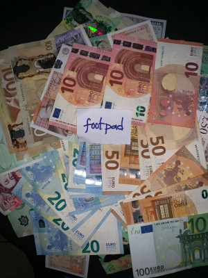 grade-aaa-fake-euro-notes3000-eur-big-0
