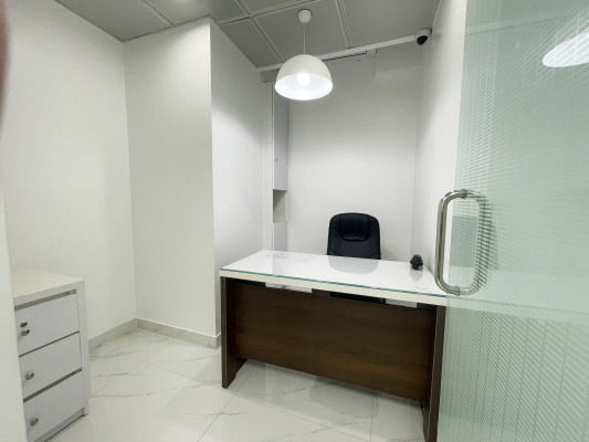 rent-a-professional-furnished-office-space-big-1