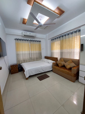 rent-one-bedroom-furnished-studio-apartments-big-0