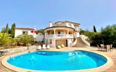 4 bedroom house for sale in Sunny Algarve!