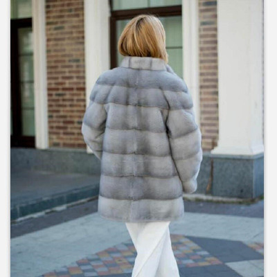 womens-natural-mink-fur-coats-vancouver-big-1