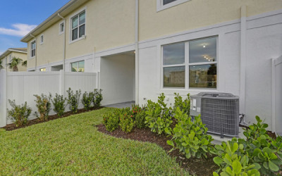 Luxury Living on the Lake: New 3 Bed, 2 Bath Townhouse for Rent in Deerfield Beach