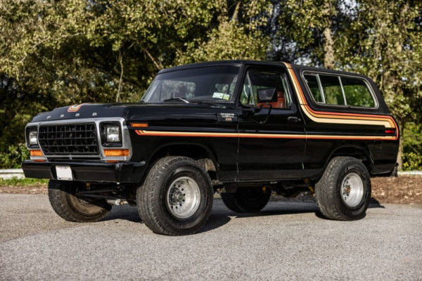 freewheeling-1979-ford-bronco-ranger-xlt-for-sale-big-1